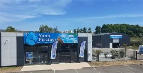 Yann Piscines s'installe dans ses nouveaux locaux à Cosne-sur-Loire : découvrez notre spa d'essai